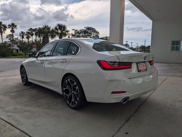 2026 BMW 3 Series 330i - Photo 7