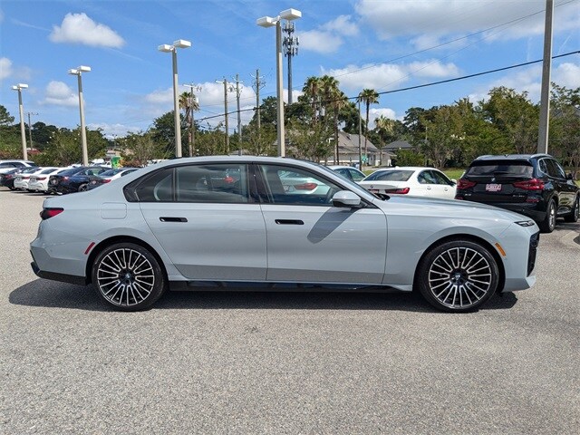 2025 Bmw 760i xDrive photo 3