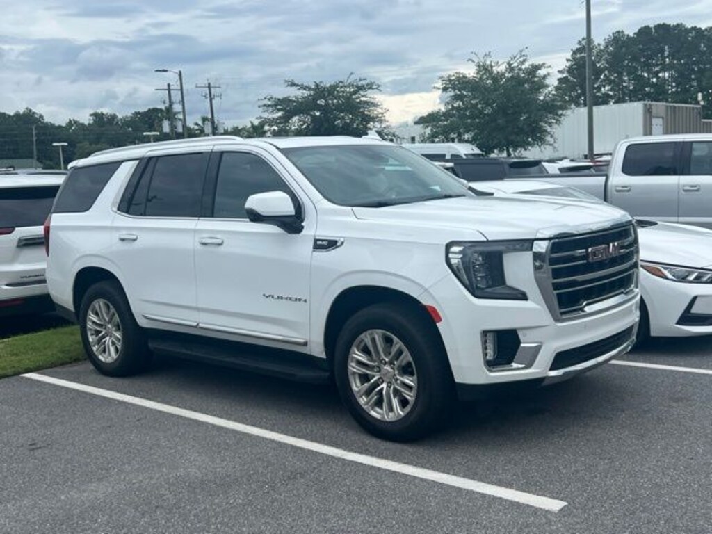 Used 2024 GMC Yukon SLT SUV