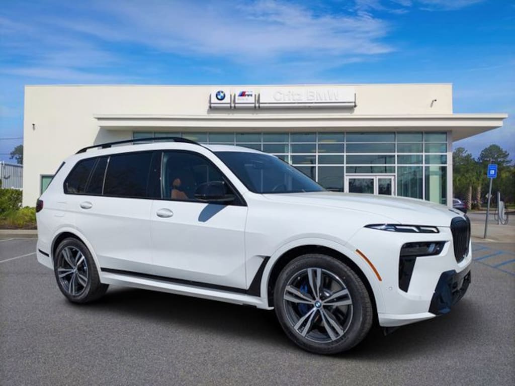 New 2026 BMW X7 M60i SUV