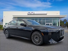 2027 BMW 740i xDrive Sedan