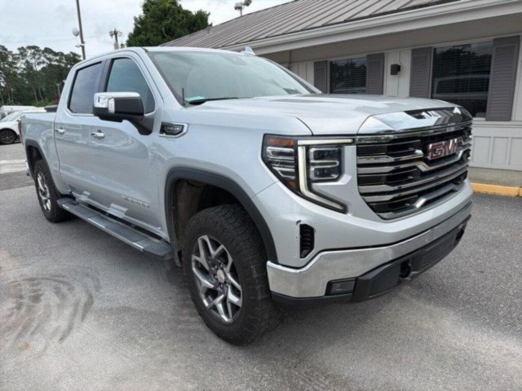 Used 2022 GMC Sierra 1500 SLT Truck Crew Cab