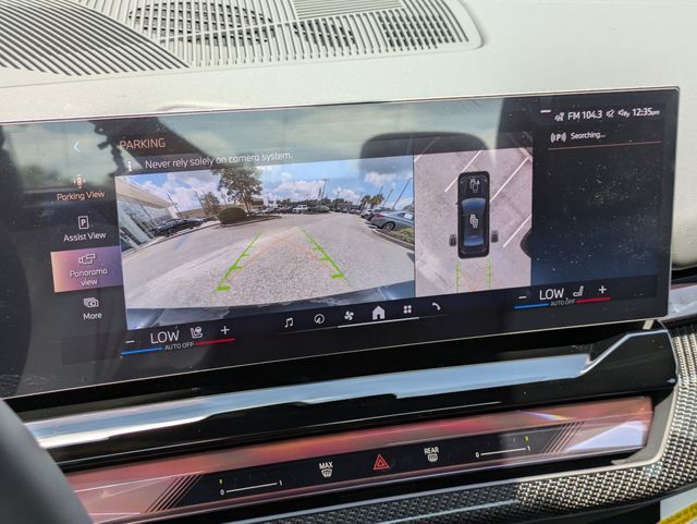 2027 BMW 5 Series 550e - Photo 21
