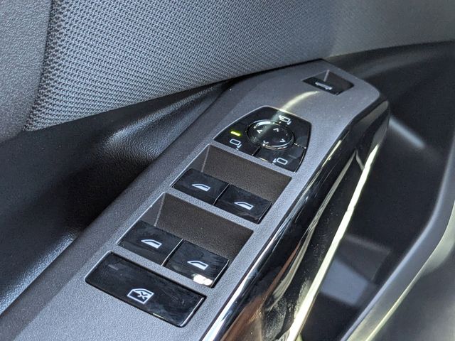 2026 BMW X3 30 - Photo 27