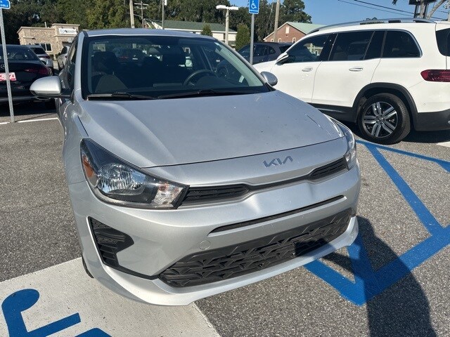 2023 Kia Rio LX photo 4