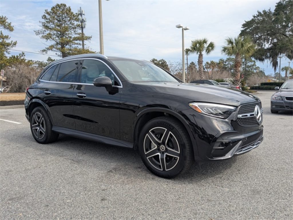 Certified 2025 Mercedes-Benz GLC 300 4MATIC SUV