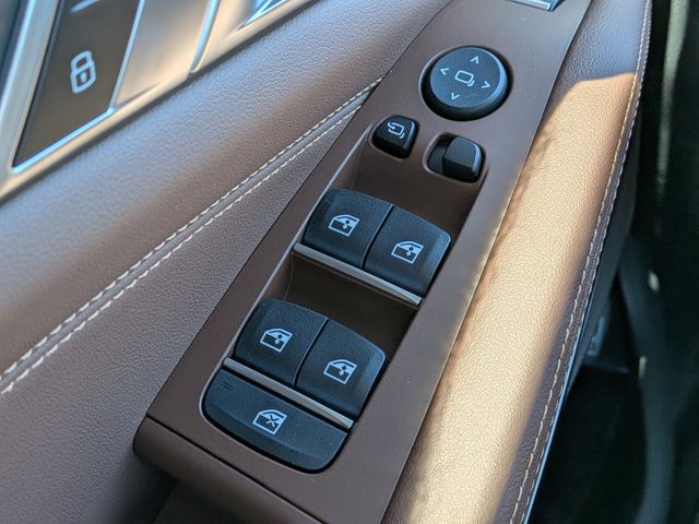 2026 BMW X5 50e - Photo 28