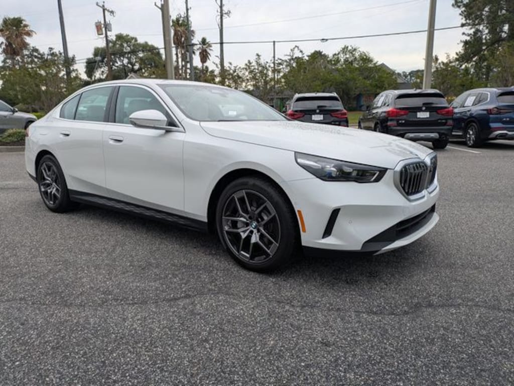 New 2026 BMW 530i Sedan