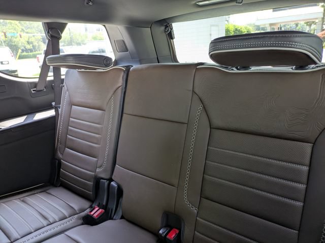2026 GMC Yukon XL Denali Ultimate - Photo 16