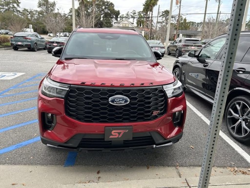 Used 2025 Ford Explorer ST SUV