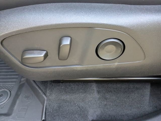 2026 GMC Acadia Elevation - Photo 22