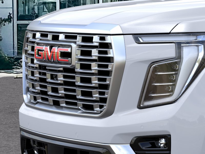 2026 GMC Yukon Denali - Photo 13