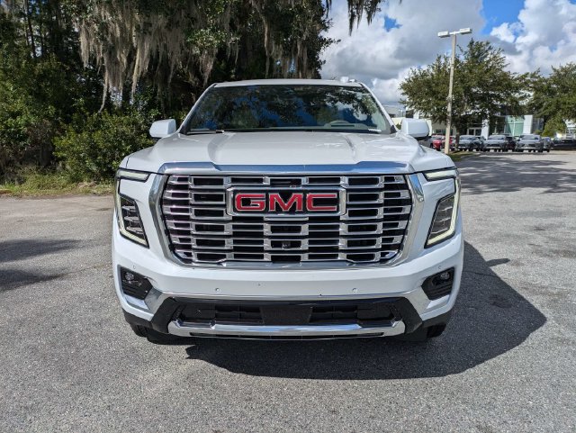 2026 GMC Yukon Denali - Photo 9