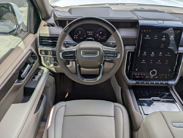 2026 GMC Yukon Denali - Photo 16