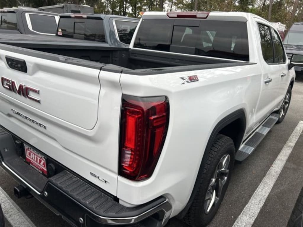 Used 2025 GMC Sierra 1500 SLT Truck Crew Cab