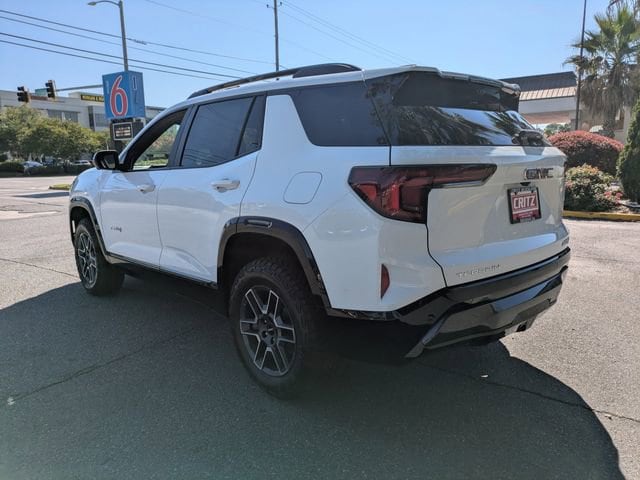 2026 GMC Terrain AT4 - Photo 7