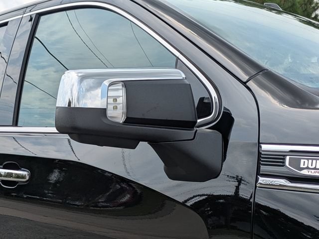 2026 GMC Sierra 1500 SLT - Photo 14