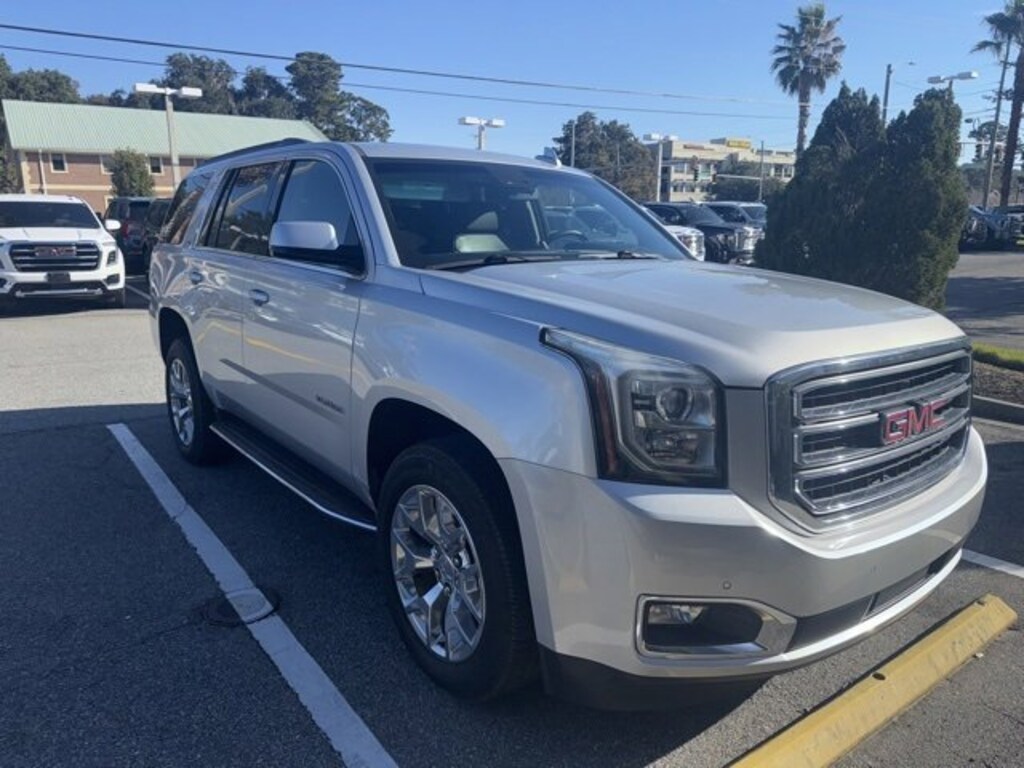 Used 2017 GMC Yukon SLT SUV