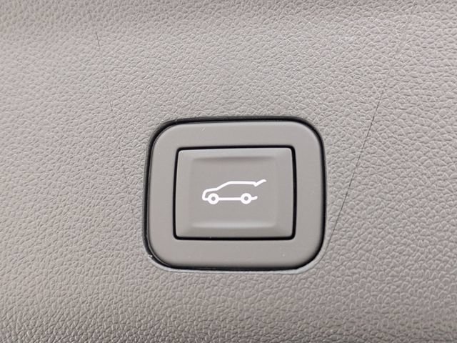2026 GMC Yukon XL Denali - Photo 16