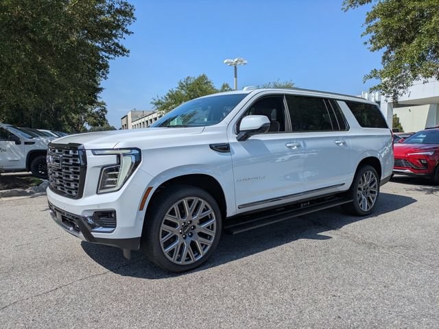 2026 GMC Yukon XL Denali Ultimate - Photo 9
