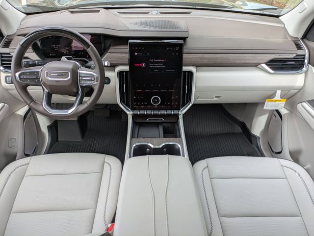 2026 GMC Acadia Denali - Photo 14