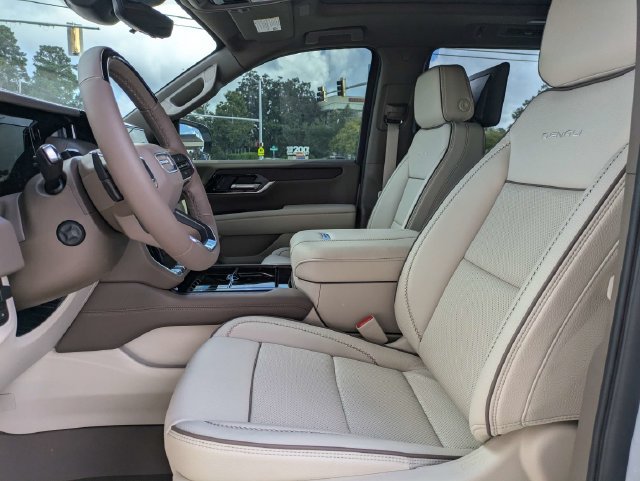2026 GMC Yukon Denali - Photo 20