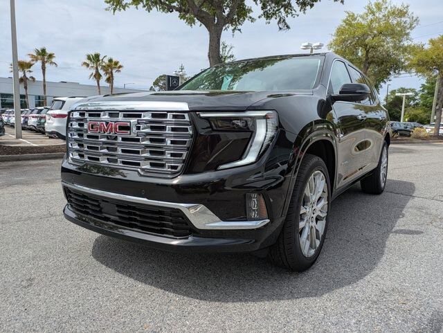 2026 GMC Acadia Denali - Photo 8