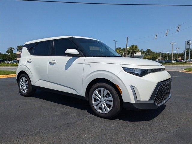 Used 2025 Kia Soul LX with VIN KNDJ23AUXS7925428 for sale in Savannah, GA