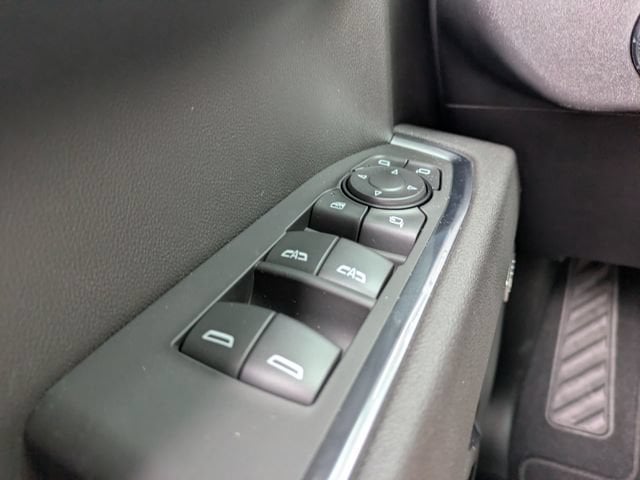 2026 GMC Sierra 1500 SLT - Photo 28