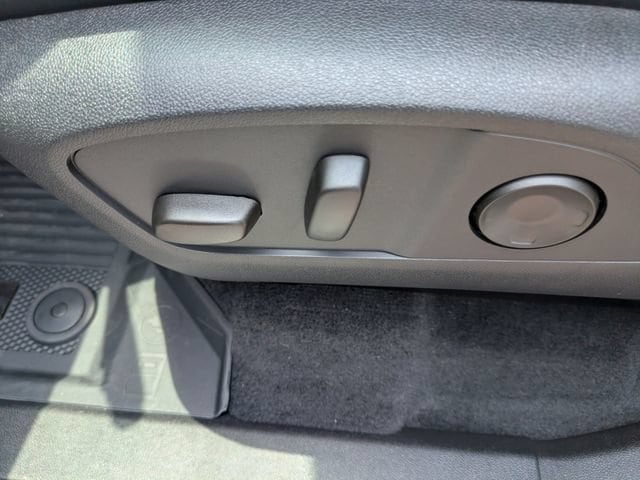 2026 Buick Enclave Preferred - Photo 23