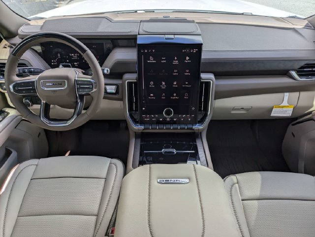 2026 GMC Yukon Denali - Photo 15