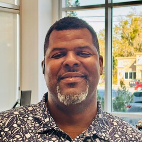 Staff member Cedric Walton from ID_bdb9e6