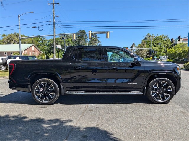 2025 Gmc Sierra EV Denali photo 3
