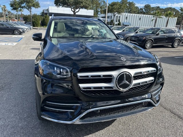 2022 Mercedes Benz GLS 450 4MATIC photo 3