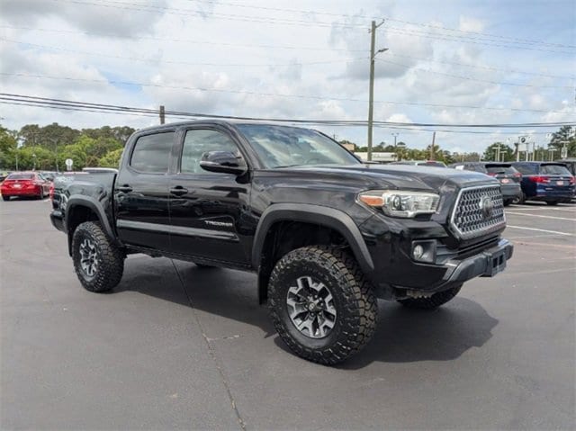 Used 2018 Toyota Tacoma TRD Sport with VIN 5TFCZ5AN2JX147018 for sale in Savannah, GA