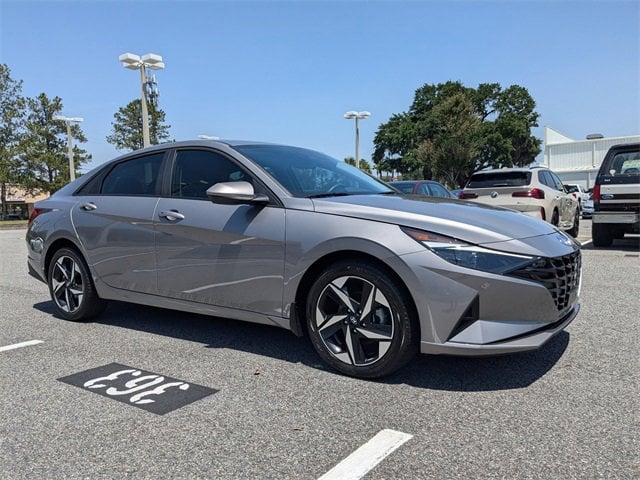 Used 2023 Hyundai Elantra SEL with VIN KMHLS4AGXPU553313 for sale in Savannah, GA