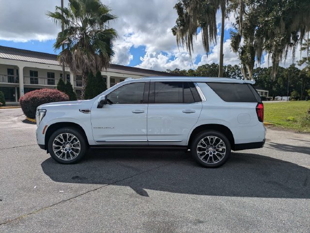 2026 GMC Yukon Denali - Photo 7