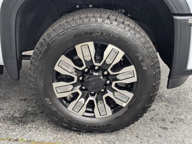 2026 GMC Sierra 2500HD Denali - Photo 12