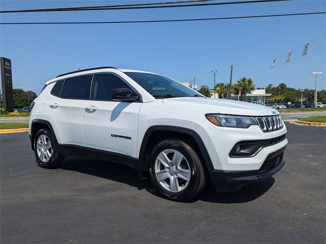 Used 2022 Jeep Compass Latitude with VIN 3C4NJCBB4NT139593 for sale in Savannah, GA