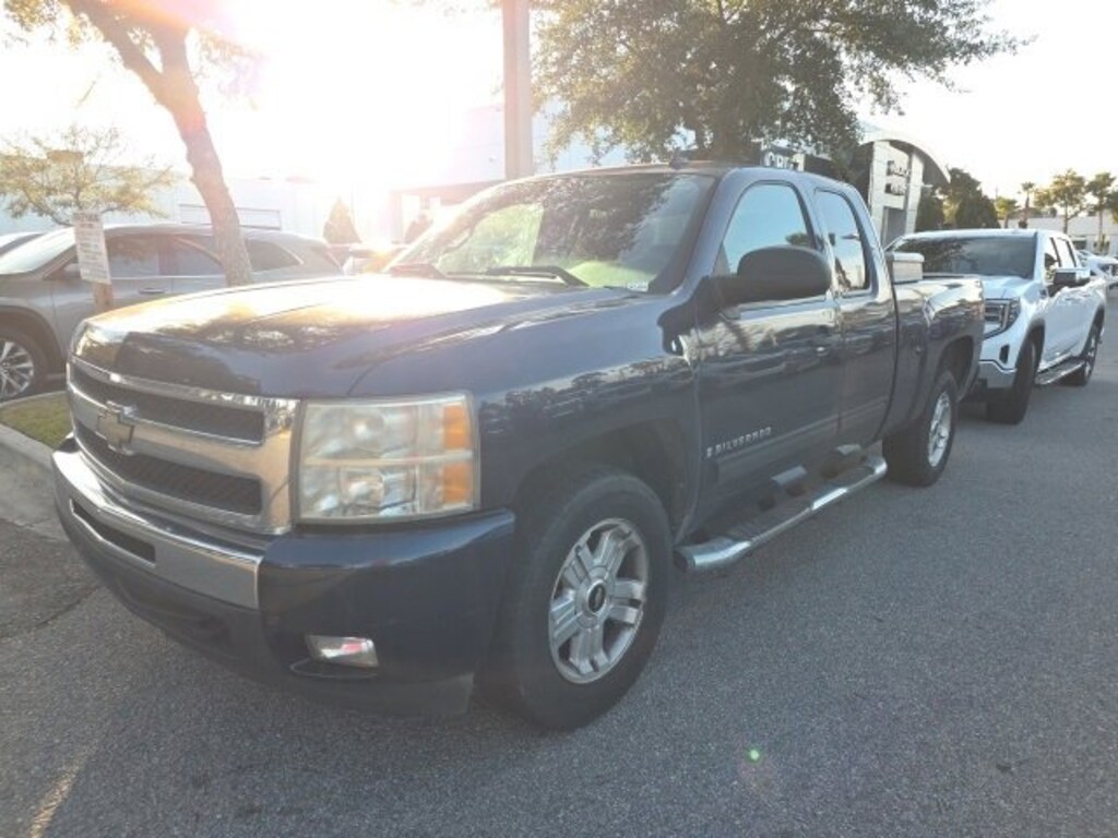 Used 2009 Chevrolet Silverado 1500 LT Truck Extended Cab
