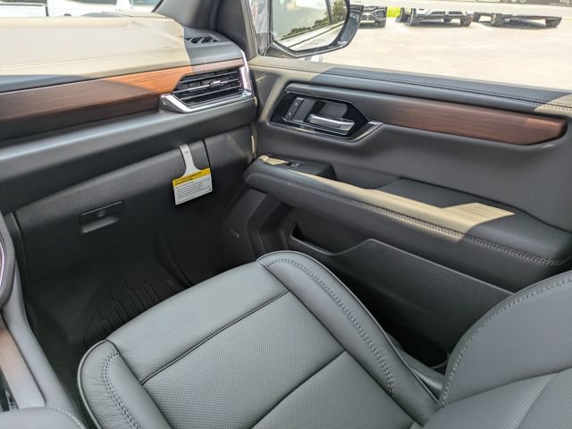 2026 GMC Yukon XL Denali - Photo 23