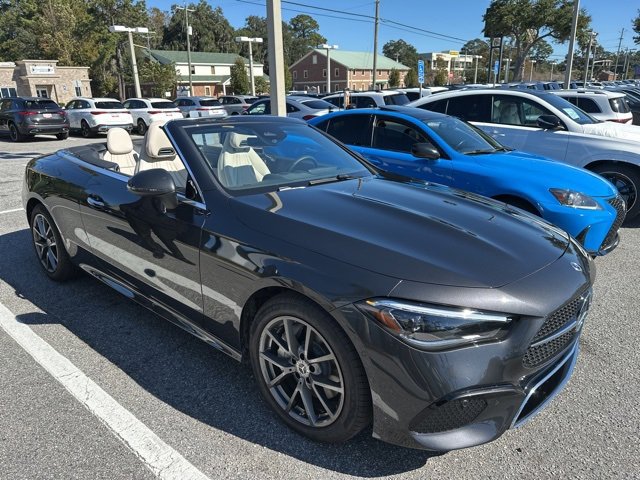 2025 Mercedes Benz CLE 300 4MATIC photo 4