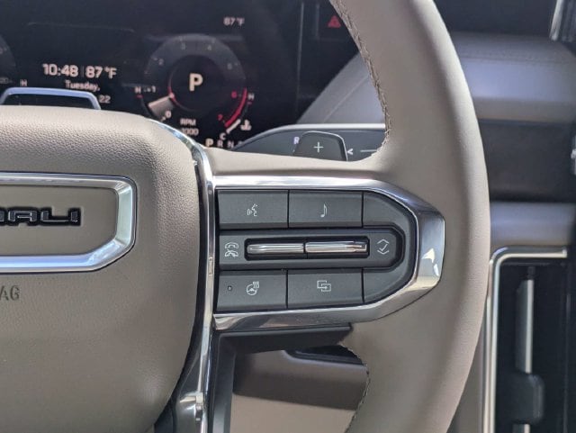 2026 GMC Yukon Denali - Photo 28