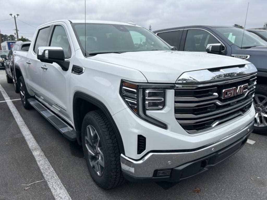 Used 2025 GMC Sierra 1500 SLT Truck Crew Cab