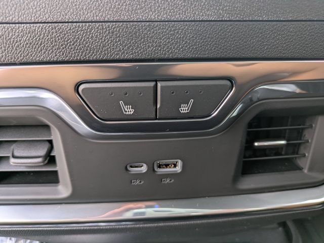 2026 GMC Sierra 2500HD Denali - Photo 17