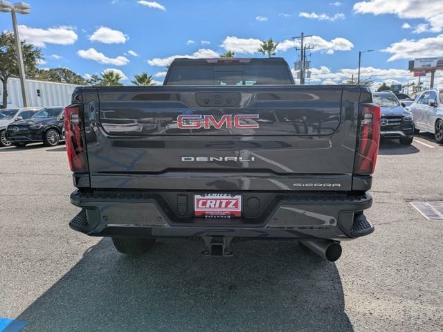 2026 GMC Sierra 2500HD Denali - Photo 6