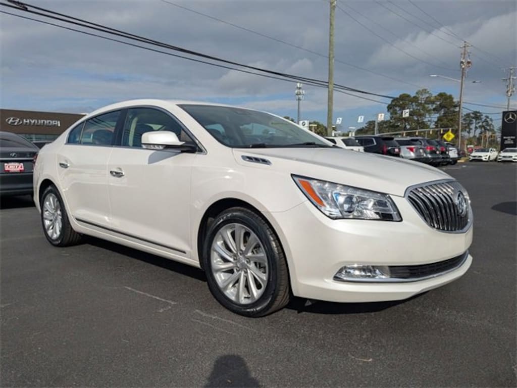 Used 2016 Buick Lacrosse Leather Sedan