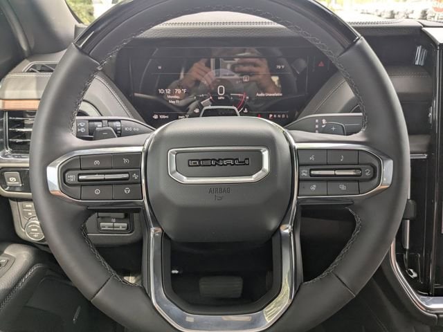 2026 GMC Yukon Denali - Photo 32
