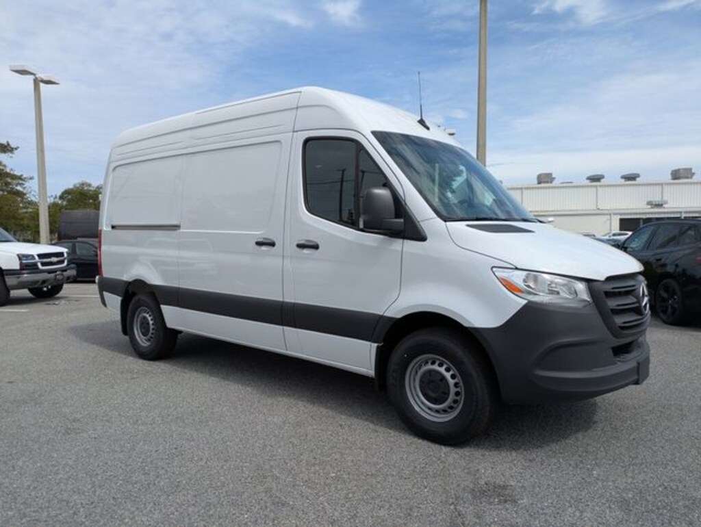 New 2026 Mercedes-Benz Sprinter 2500 Standard Roof 4-Cyl Diesel Van Cargo Van