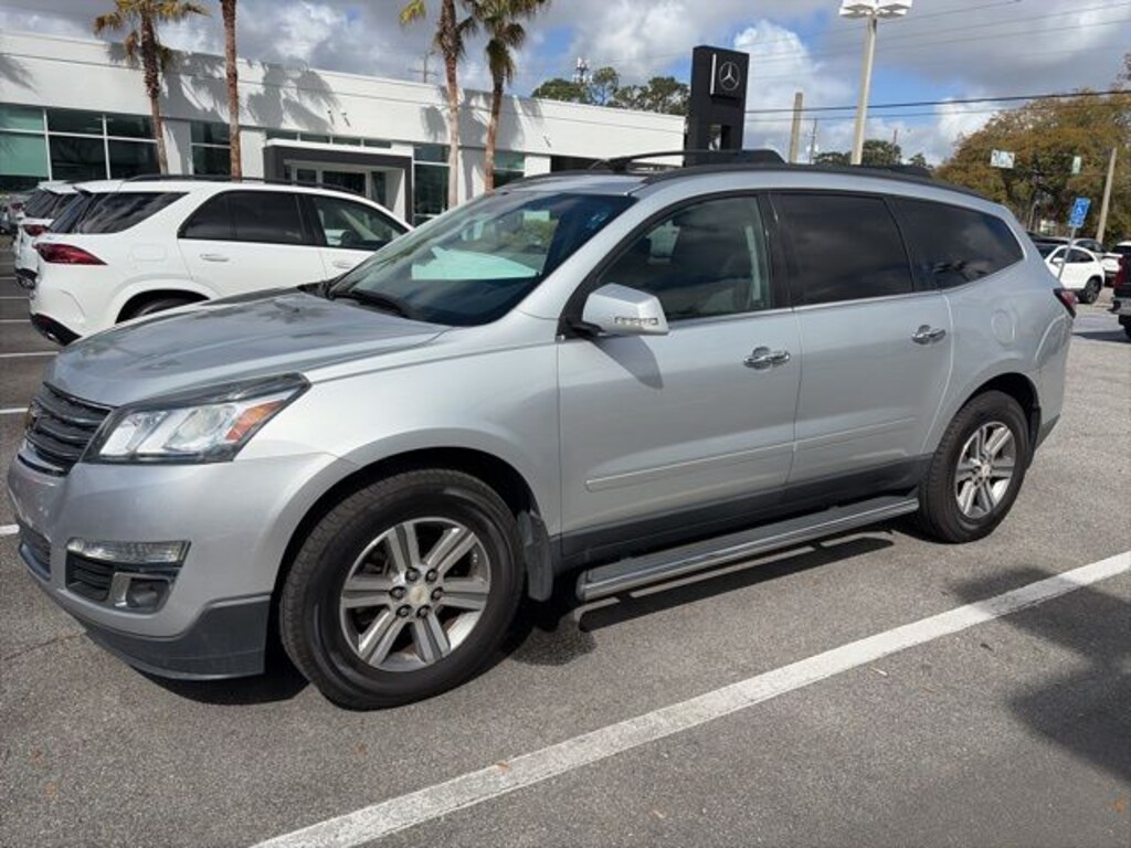 Used 2015 Chevrolet Traverse LT w/2LT SUV
